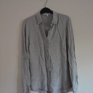 grey collar long sleeve